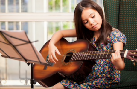 Guitar Girl